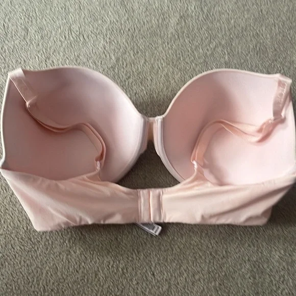 38DDD Victoria Secret T Shirt Push Up - Picture 4 of 5